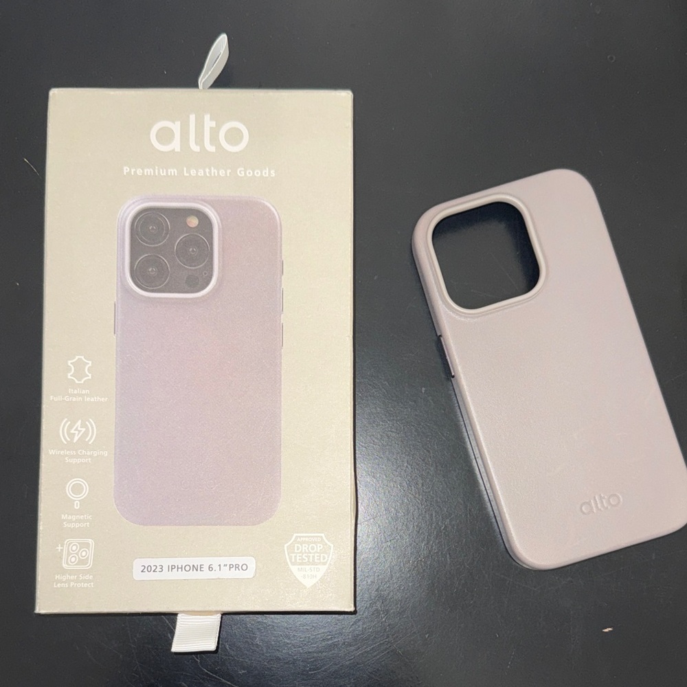 Alto Leather iPhone 15 Pro Case - Cement Grey